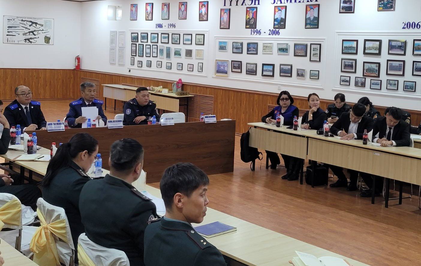 ХОРИГДЛЫН ЭРХИЙГ ХАНГАХ ЧИГЛЭЛЭЭР СУРГАЛТ, ХЭЛЭЛЦҮҮЛЭГ ЗОХИОН БАЙГУУЛЛАА